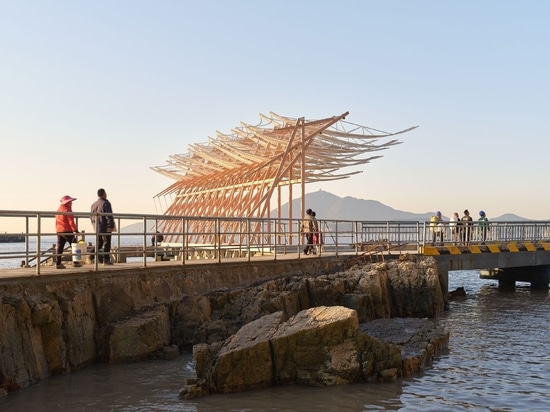 A Kinetic Seaside Pavilion Brings Life Back to a Chinese Island