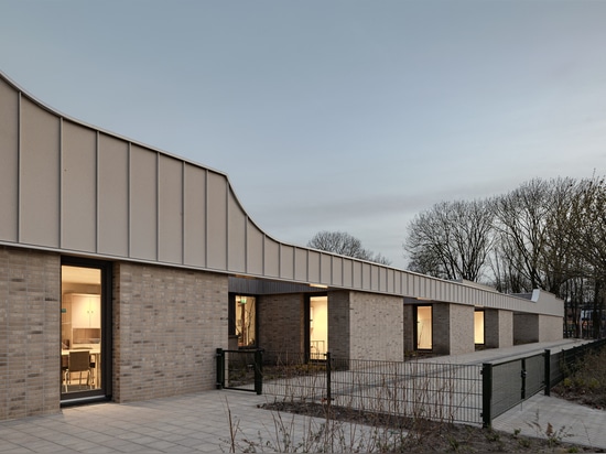 Primary School Lux / EVA architecten