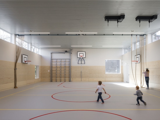 Primary School Lux / EVA architecten