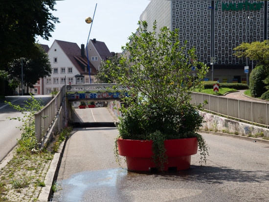Color-Coded Urban Design: How Kempten Uses Planters to Shape Public Space