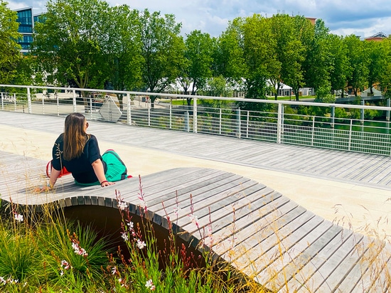 Solid Podium Surf Isles - Louafi Bouguera Olympic Bridge, Paris