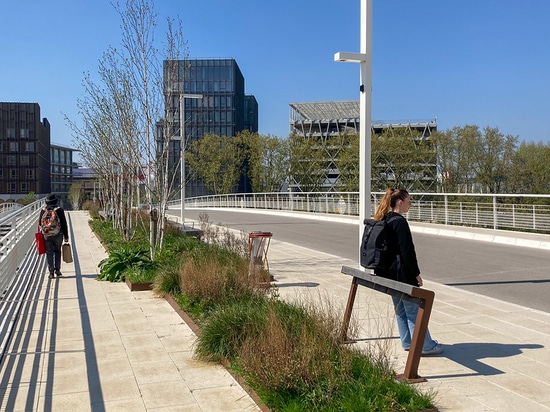 Custom bench - Louafi Bouguera Olympic Bridge, Paris