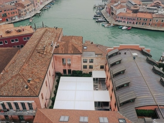 KE's Kedry Prime has created a new shaded communal space at Hyatt Centric Murano Venice on Murano Island