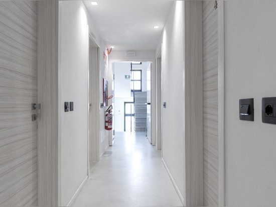 AVE Technology and Design for a Smart Hospitality Experience in an Italian hotel