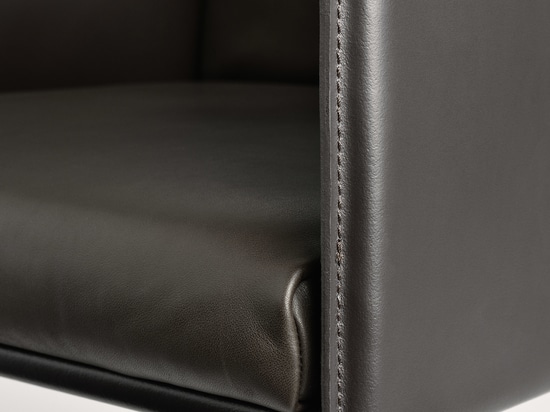 Square - Frag - Christophe Pillet
