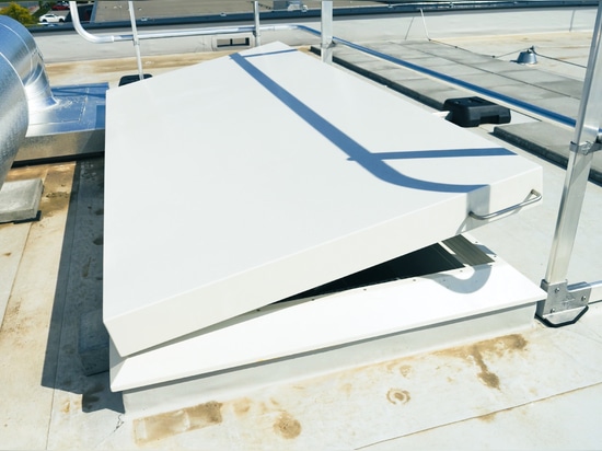 Thermally Insulated Roof Access Hatch at Porsche Service Factory Deventer (NL)