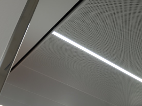 Metal ceiling for narrow areas
