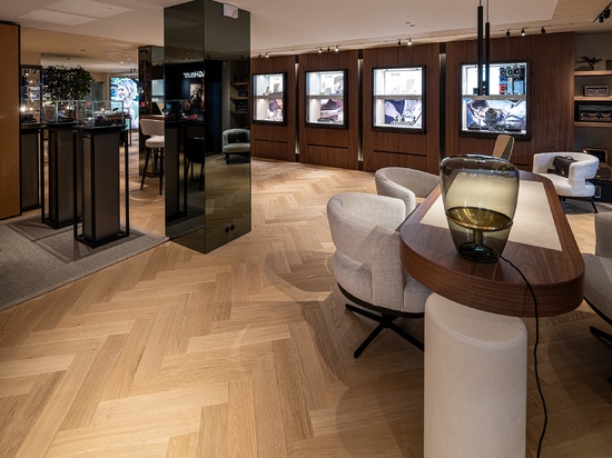 Dennebos Flooring prime grade herringbone floor in color M.716