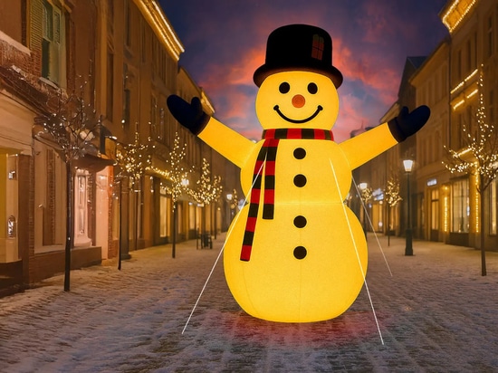 Decorations for Christmas: XXL inflatable figures