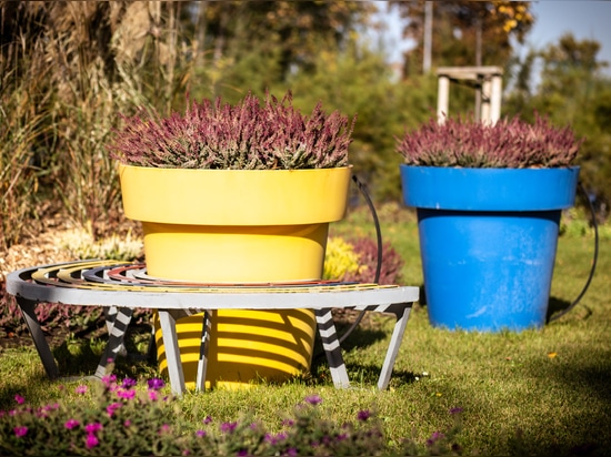Urban pots and flower towers ideal for autumn arrangements