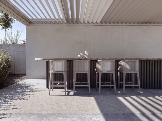 Discover 2TEC2 Rugs for your indoor and outdoor spaces