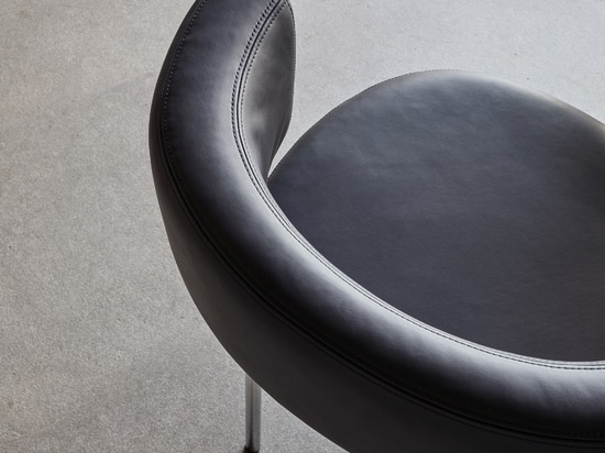 OSO swivel chair by more
