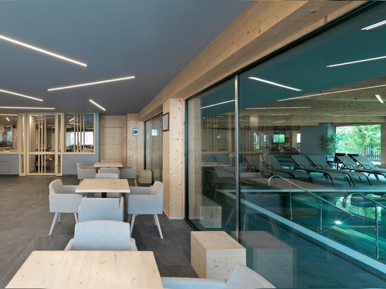 Hotel Fedora: an example of alpine architecture featuring porcelain tiles