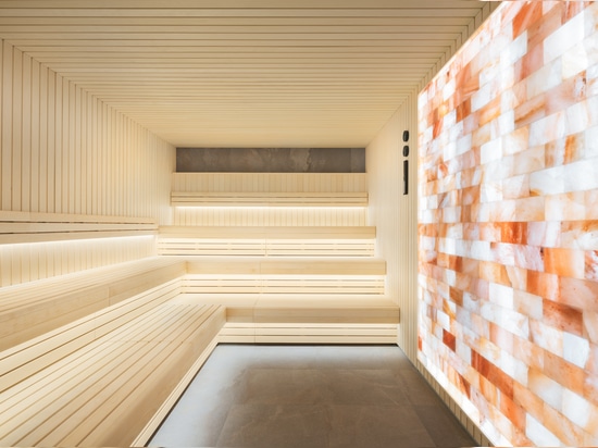 Ironmonger Row Baths SPA: creative colour combinations using porcelain tiles