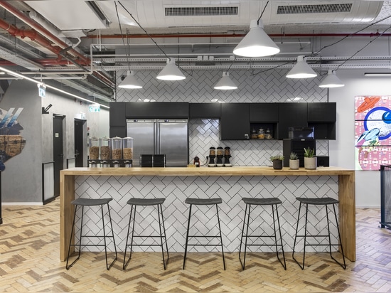 Hybrid Office Kitchen Solutions: Integrating IDM ACD50 and Multi-X at Varonis