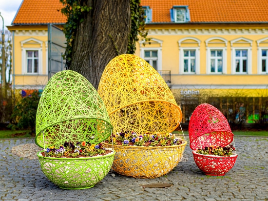 Emotional design in public spaces: shaping everyday urban experience