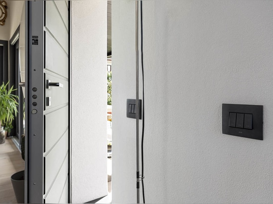 Ultra-thin front plates and smart technology: AVE innovation in an Italian villa