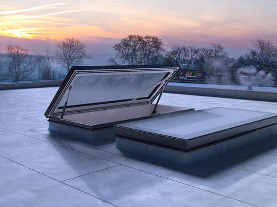 New generation glass roof hatch with edge-to-edge HR+++ glass