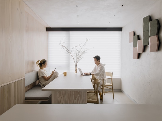 In-Canto Ecru rug, in a Urban Cottage