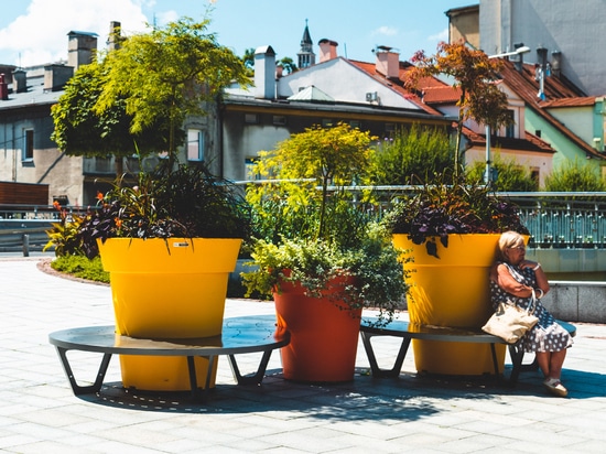 Urban street furniture: functional solutions for public spaces