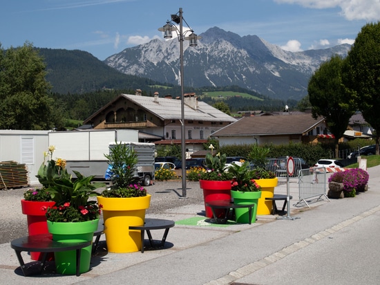 Cities during hot weather: creating comfortable public spaces