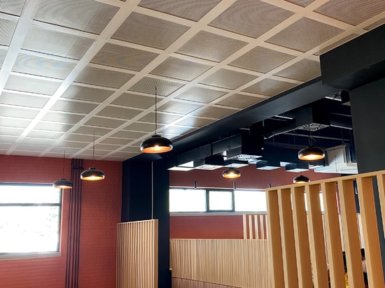 Atena Ceiling Made Up of Metal Panels Laid On Bandraster Beams