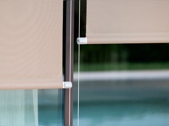 A poolside T-Square: shading without overwhelming