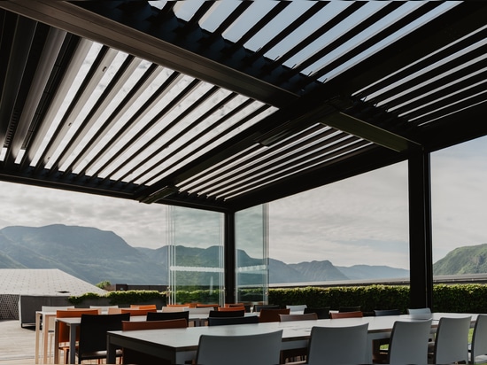 At Salewa Opera at heights. The lunch break becomes panoramic