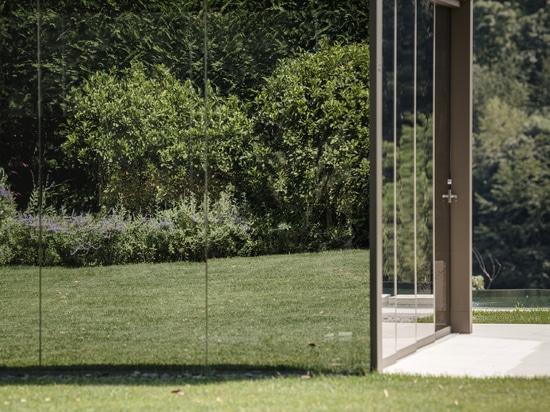 Connect: an oasis for leisure reflected in the landscape