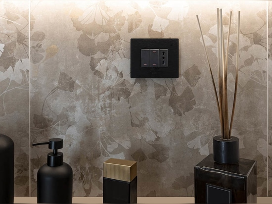 Home automation and AVE toggle switches in a Brescia Apartment: where style meets technology