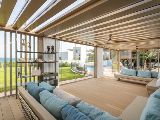 Carrera in Denia: a transition space between home and Mediterranian