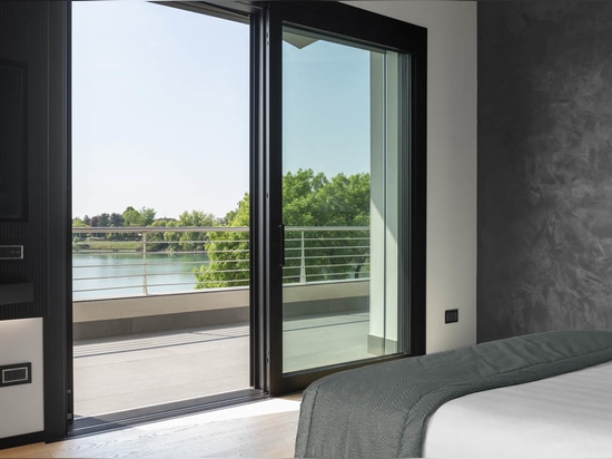 AVE home automation and design in a contemporary lake-view villa