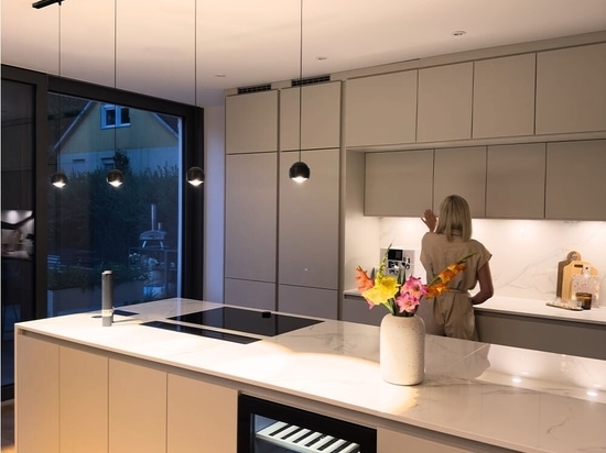 s.luce Beam for stylish lighting accents