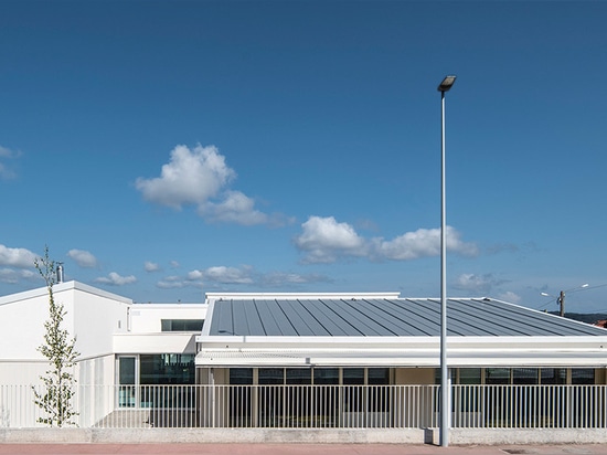 Fire Performance of Europerfil PIR B-s1,d0 Sandwich Panels: energy efficiency and fire safety