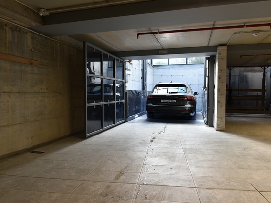 Seafront car lift entrance at Hotel Metropole in Santa Margherita Ligure