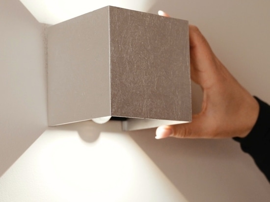 s.luce Ixa – versatile lighting for any wall