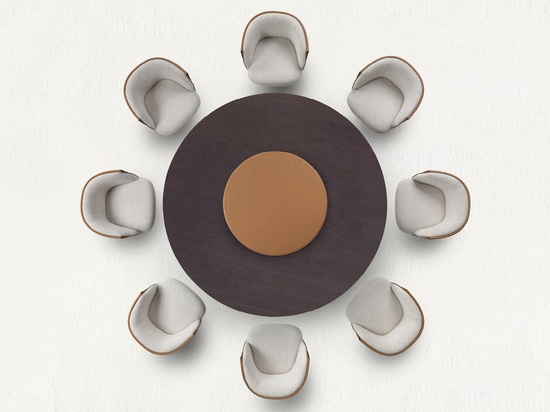 Enn Table: Gentle Lines