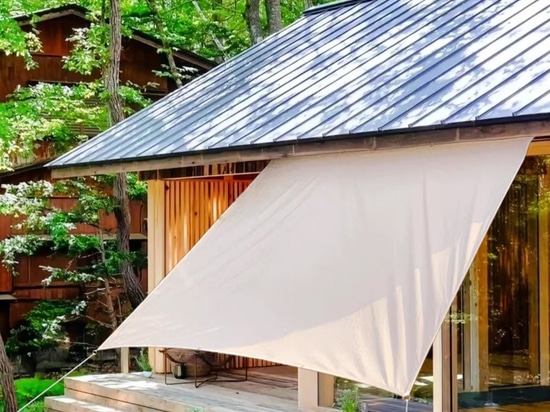 Distinguishing Between Roller shades and Curtains