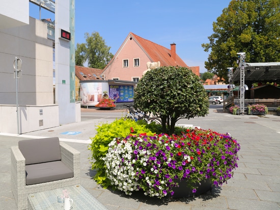 Large urban planters: the Köflach example