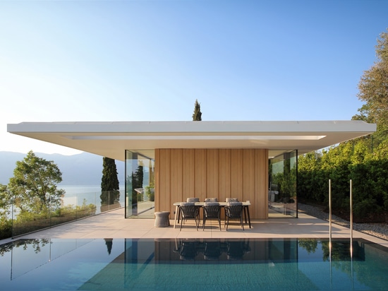 Beyond the waterline: where ceramic surfaces meet the horizon