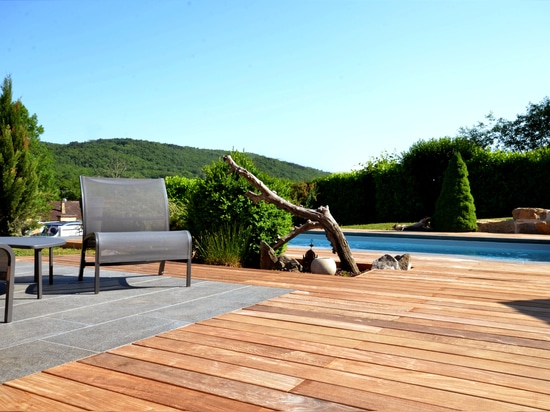 Build a Long-Lasting and Stylish Deck Right Down to the Finishing Touches