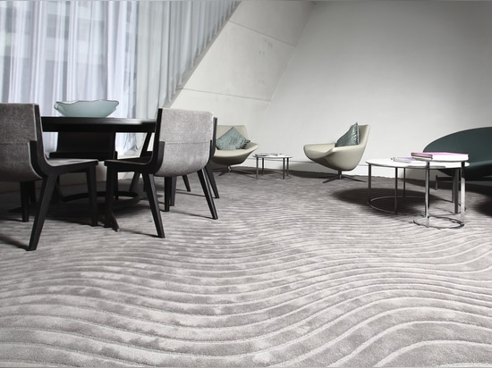 Fluid rug design onda color Argilla | Miami, 1000 Museum
