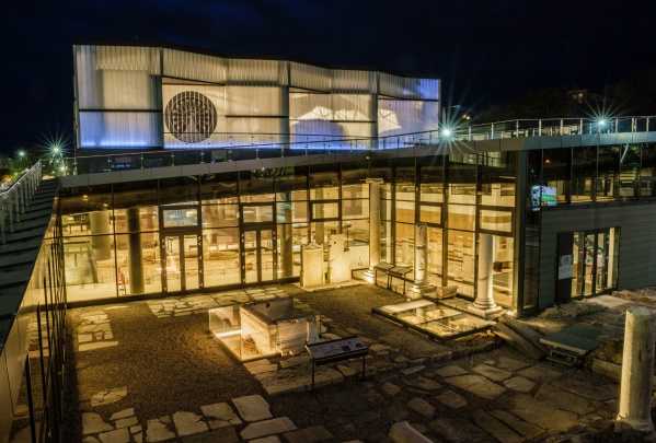 Glasfabrik Lamberts GmbH & Co. KG  Photo 1