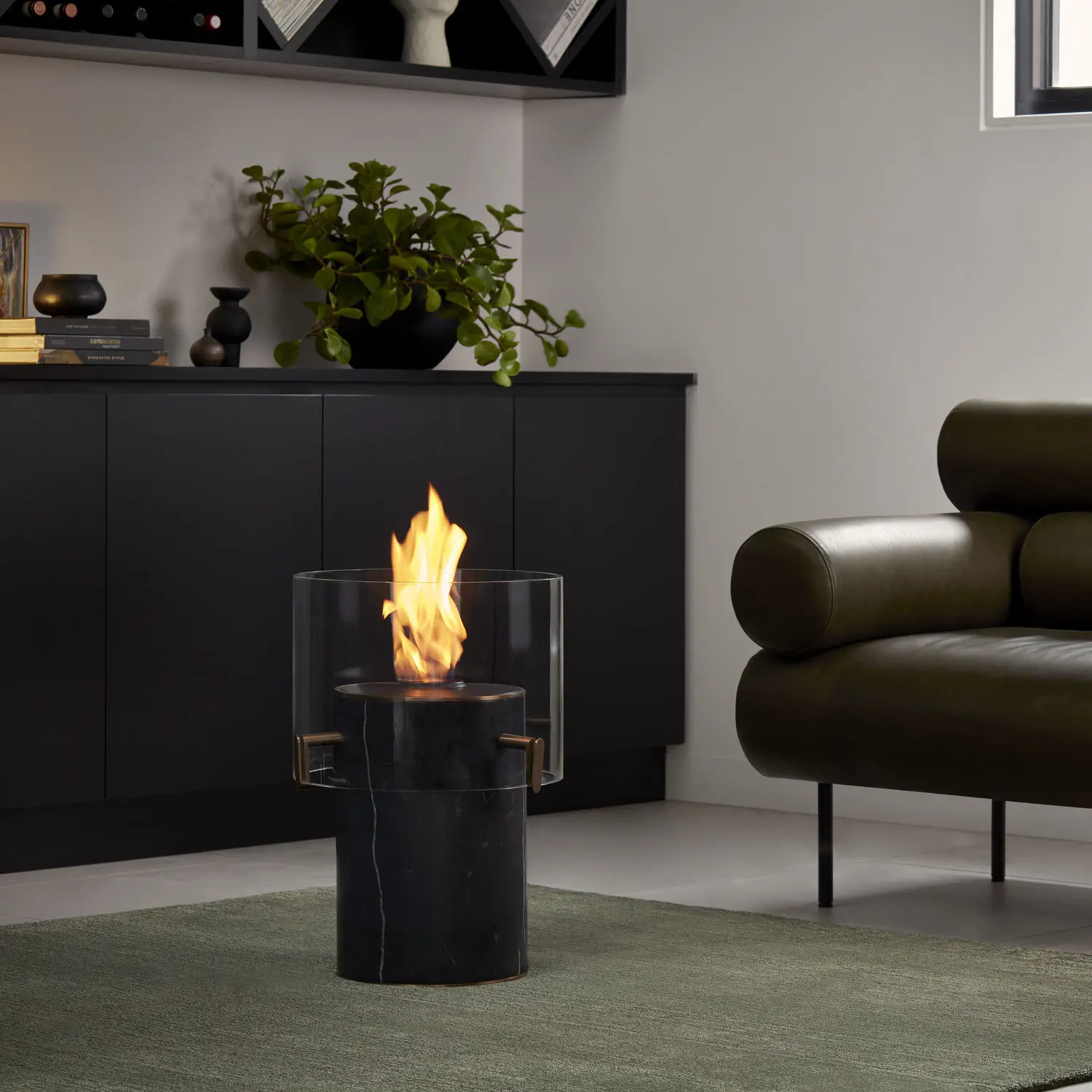 【Hide】EcoSmart Fire バイオエタノール暖炉 CYL Hide】EcoSmart Fire バイオエタノール暖炉 CYL Form | バイオ