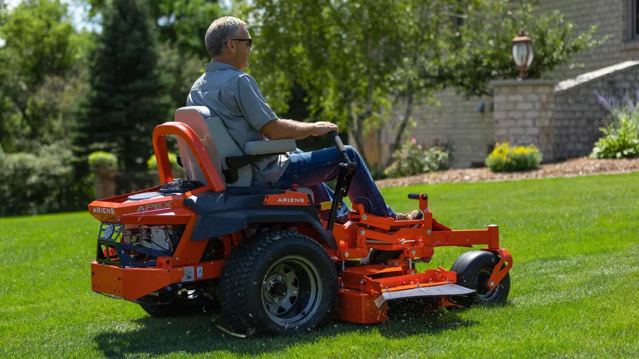 ゼロターン芝刈り機 - APEX 48 KOHLER - ARIENS - ガソリン / 電動式