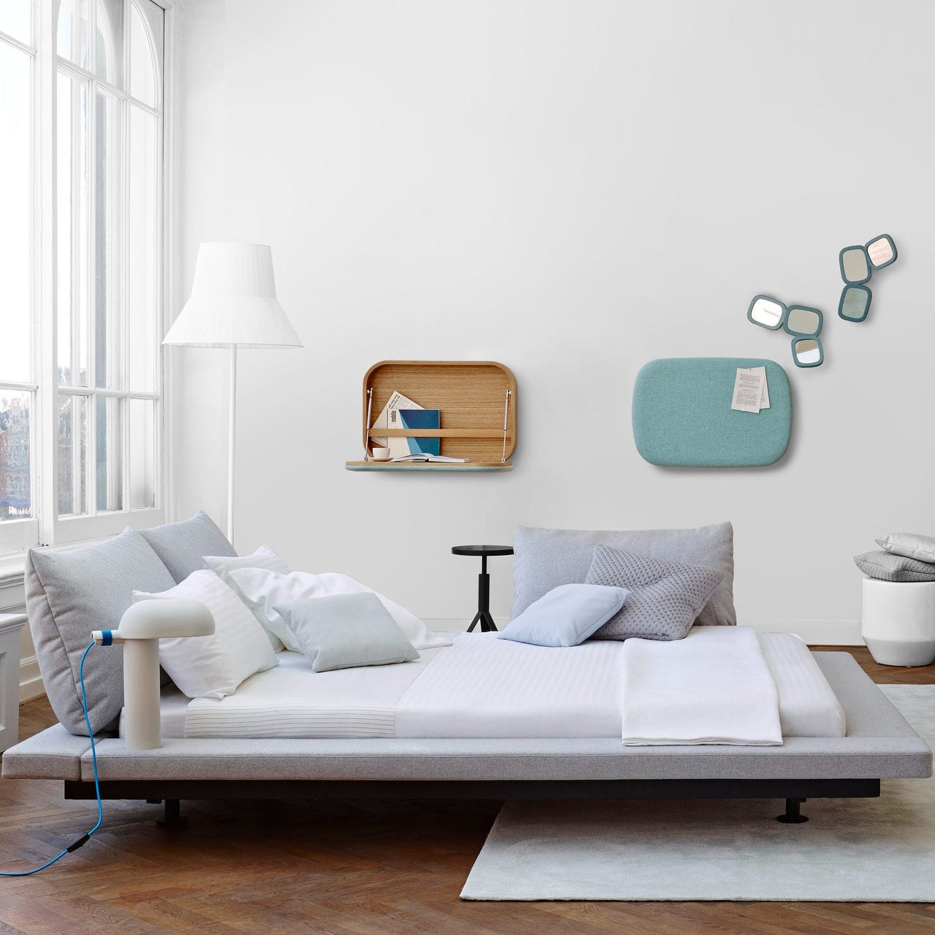 ダブルベッド - PETER MALY - Ligne Roset - 現代風 / ヘッドボード
