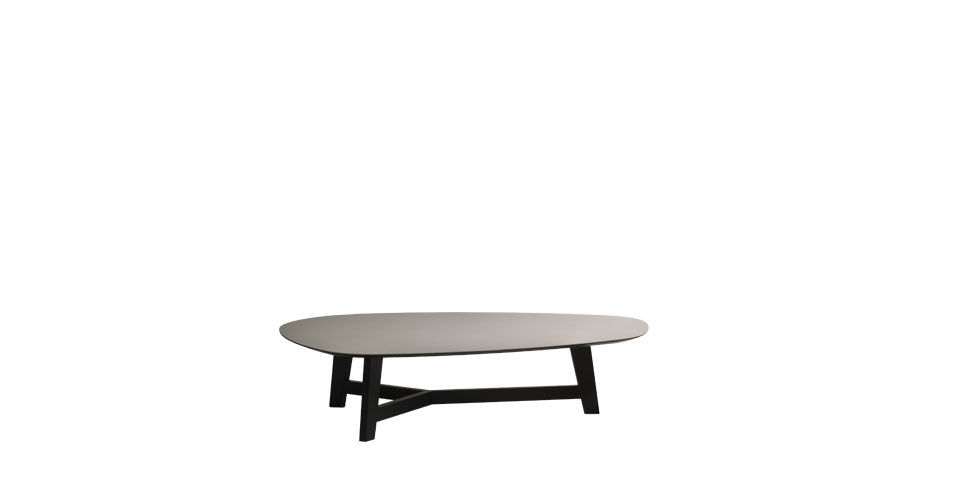 モローゾ MOROSO フェニックス コーヒーテーブル Phoenix Coffee Table by Moroso | Haute Living