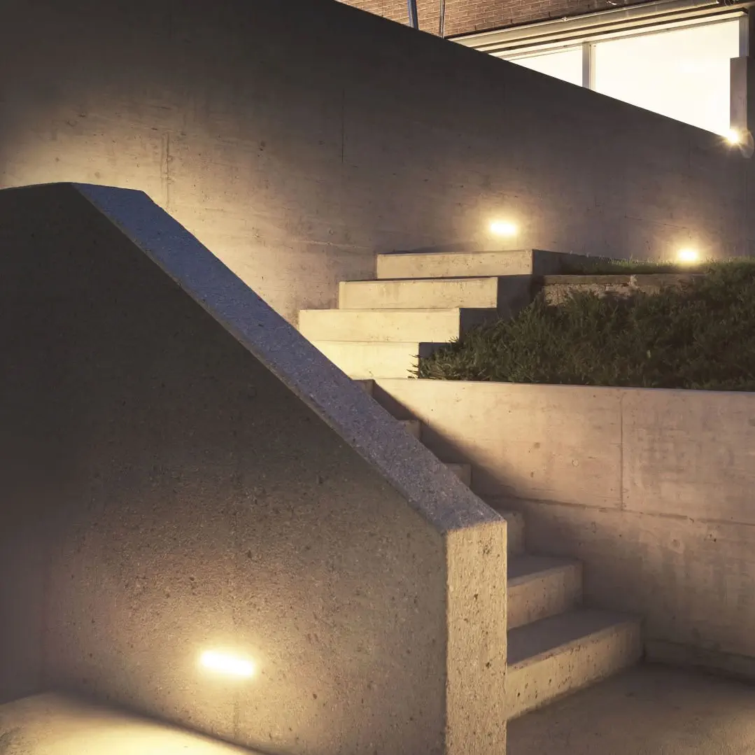壁埋め込み式照明器具 - CONCRETE - Simes - LED / 長方形 / IP65