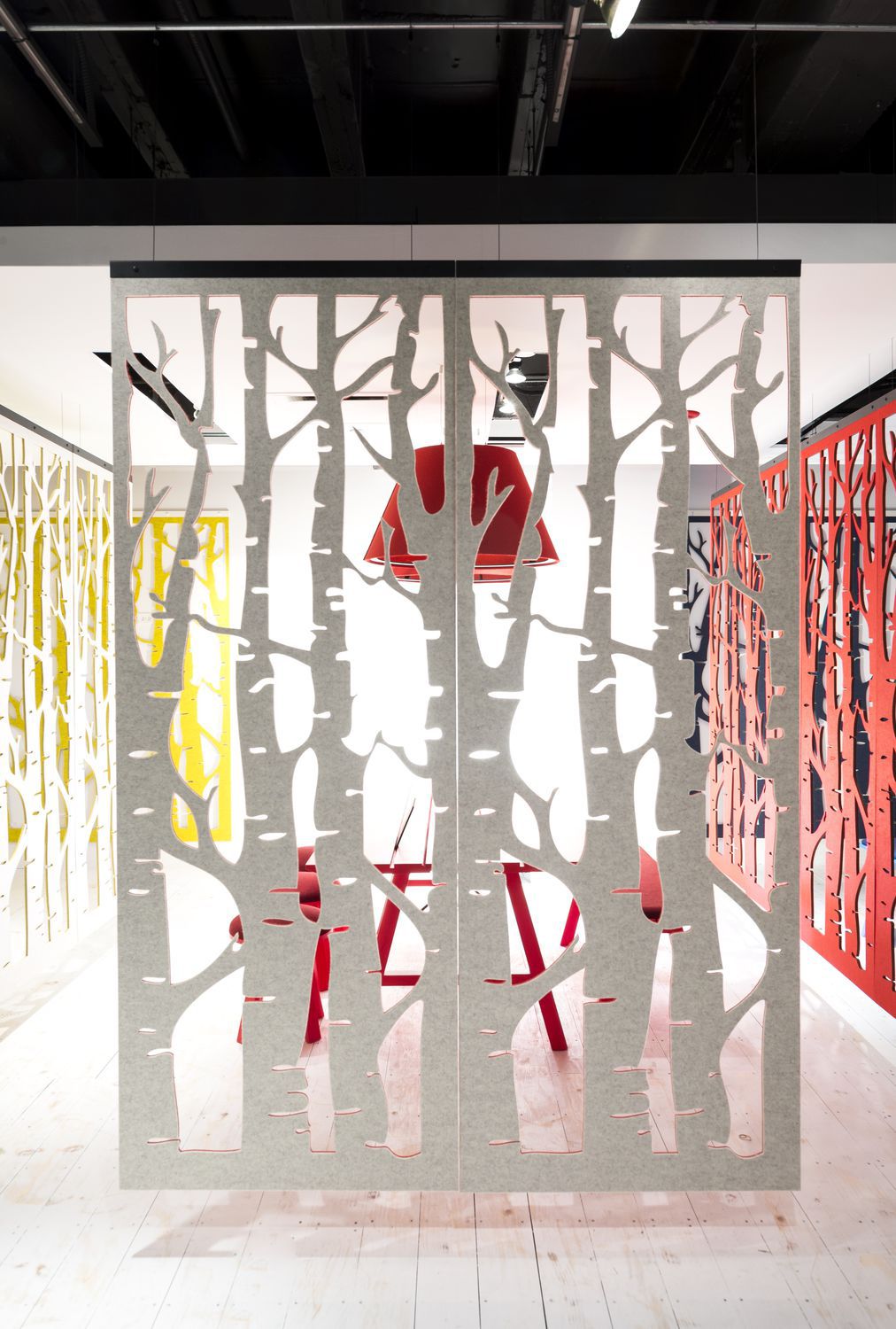 天井用吸音パネル - BUZZIFALLS - BuzziSpace/バジィ・スペース - 吊り