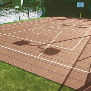 屋外用スポーツ施設用床材